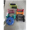Image 1 : ASSORTED HAND WEIGHTS