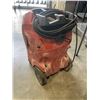 Image 8 : HILTI VC 40-U VACUUM CLEANER NO HOSES, ROOF AND GUTTER CLEANING KIT, AND EXTENSION CORDS