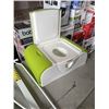 Image 5 : BOON PORTABLE POTTY TRAINER AND BABY GATE