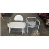 Image 1 : 2 BATHROOM ASSIST CHAIRS