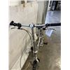 Image 2 : SILVER DAHON BIKE
