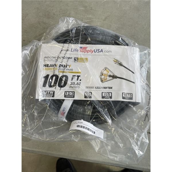 AS NEW 100FT INDOOR OUTDOOR 3 WIRE GROUNDED HEAVY DUTY LIGHTED EXTENSION CORD, BLACK, 12AWG, 3 OUTLE