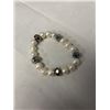 Image 2 : 2 CULTURED FRESHWATER PEARLS AND BEADS BRACELETS