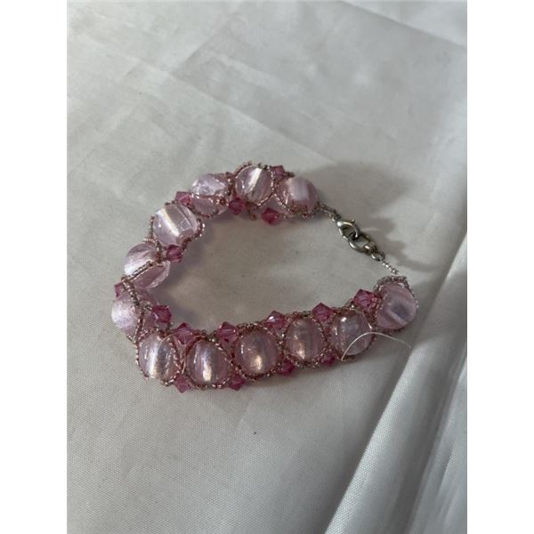 VINTAGE HAND CRAFTED W/ VENTITIAN GLASS BEADS BRACELET