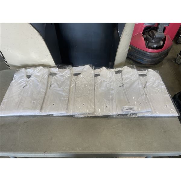 6 NEW SIZE MEDIUM WHITE ZIP UP SHORT SLEEVE SHIRTS WITH POCKETS