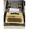 Image 1 : TYPE WRITER IN HARD CASE