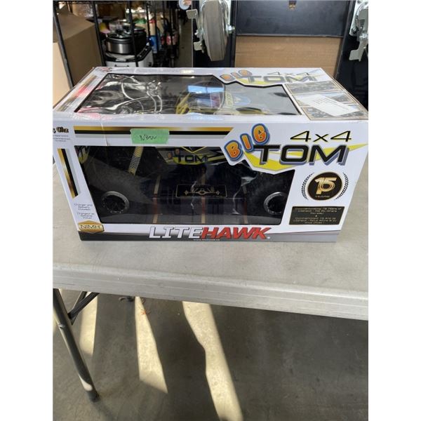 NEW LITE HAWK BIG TOM 4X4 RC TRUCK WORKING