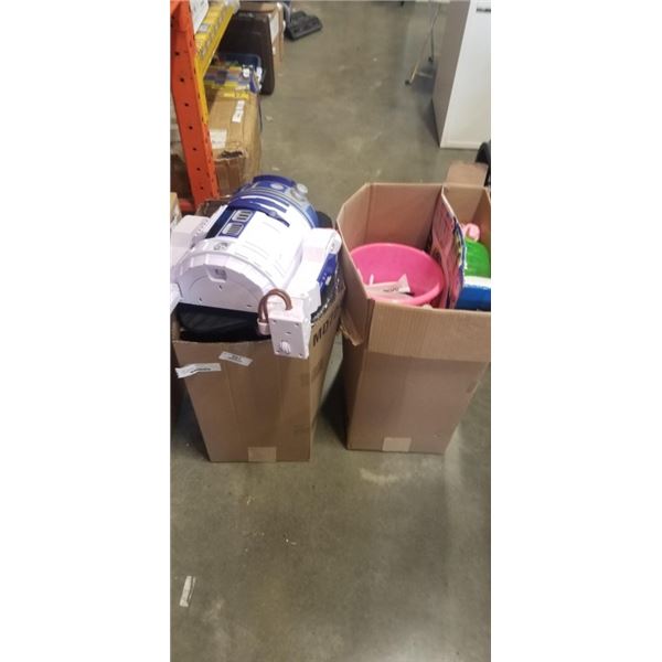 2 BOXES OF TOYS INCLUDING R2 D2