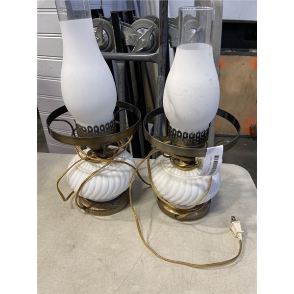 PAIR OF VINTAGE MILK GLASS TABLE LAMPS