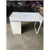 Image 1 : WHITE IKEA DESK