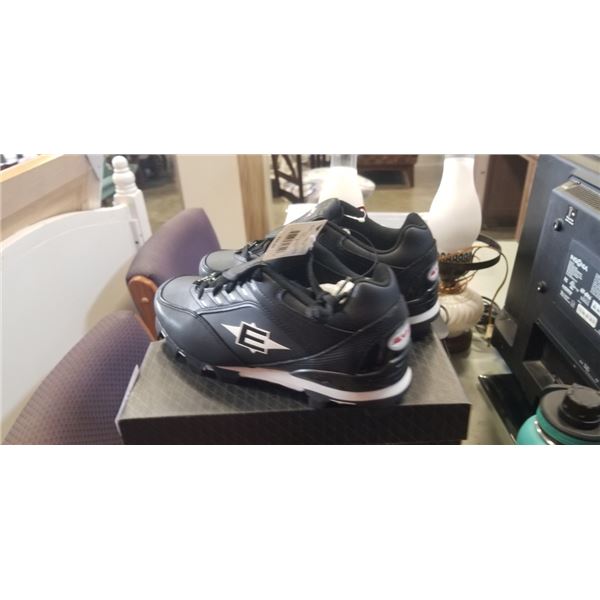 3 EASTON SIZE 8 MENS CLEATS