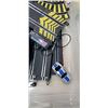 Image 2 : SLOT CAR TRACK SET
