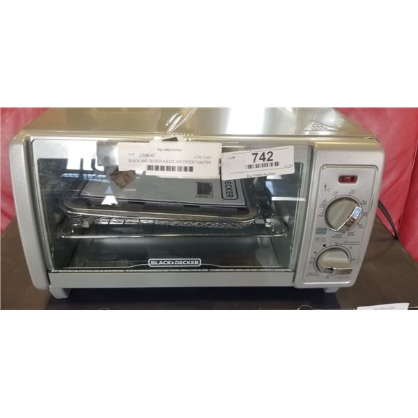 AS NEW BLACK AND DECKER 4-SLICE AIR FRYER TOASTER OVEN - TESTED WORKING, RETAIL $179