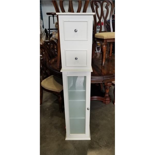 WHITE SHELF ORGANIZER