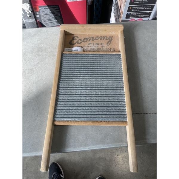 VINTAGE WASHBOARD