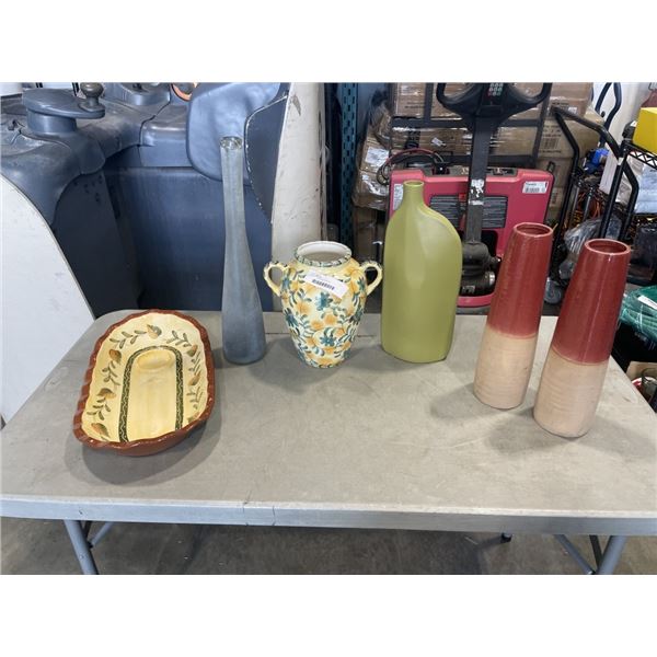 LOT OF ASSORTED POTTERY