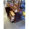 Image 5 : LEXTINGTON FURNITURE MAHOGANY DRESSER W/ MIRROR
