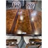 Image 2 : MAHOGANY FINISH DINING TABLE WITH 6 CHAIRS