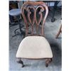 Image 5 : MAHOGANY FINISH DINING TABLE WITH 6 CHAIRS