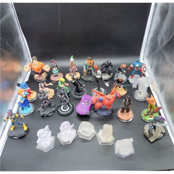 BOX DISNEY INFINITY ANIMATION VIDEO GAME FIGURES UNIVERSAL ACROSS ALL COMPATIBLE  CONSOLES