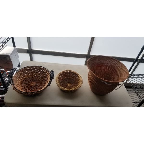 3 WICKER BASKETS