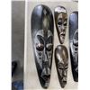 Image 2 : 4 CARVED MASKS