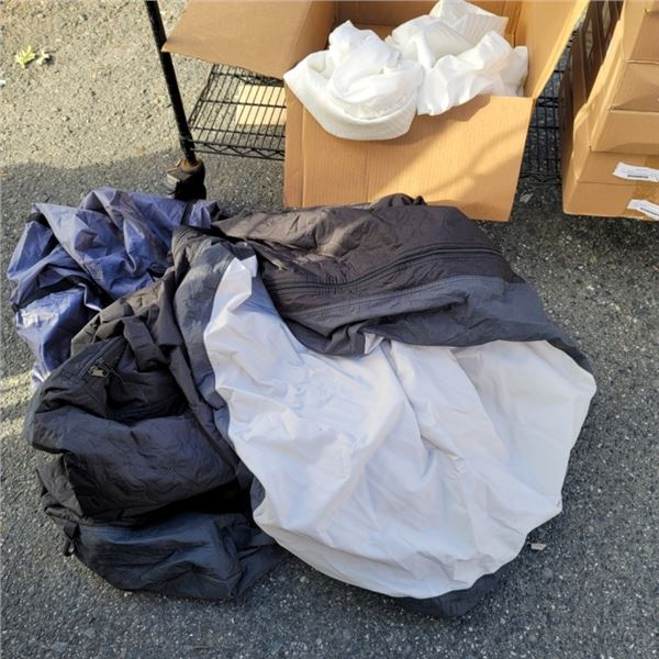 INFLATABLE PERSONAL CABIN AND QUEEN SIZE MATTRESS PROTECTOR