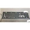 Image 2 : AS NEW RAZOR BLACK WIDOW V4 KEYBOARD TESTED AND WORKING