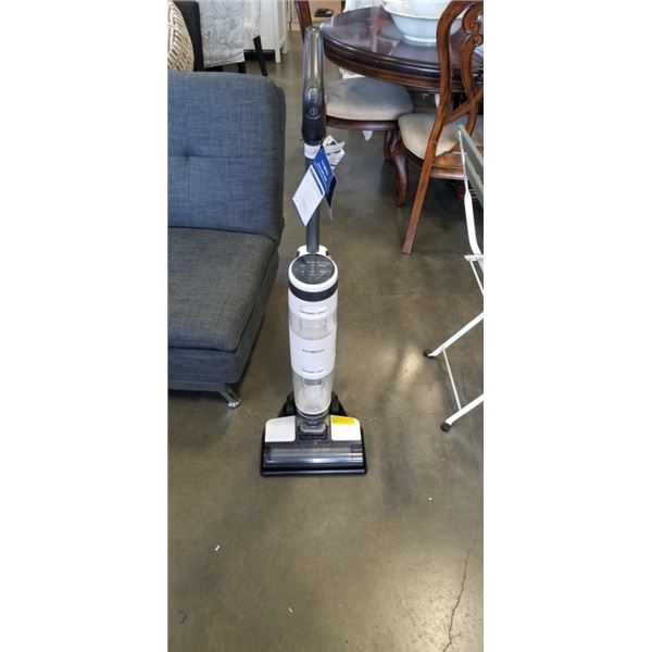 TINECO CORDLESS IFLOOR 3 SERIES FLOOR WASHER WORKING