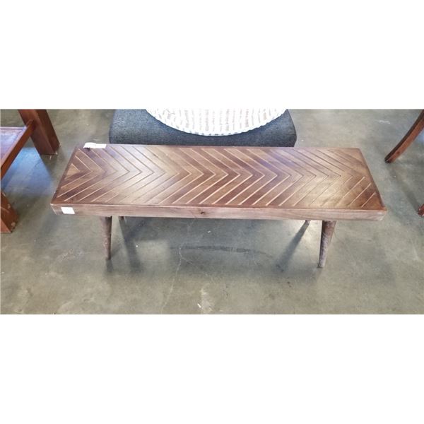 SOLID WOOD BENCH