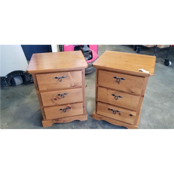 PAIR OF PINE 3 DRAWER NIGHT STANDS