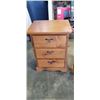 Image 2 : PAIR OF PINE 3 DRAWER NIGHT STANDS