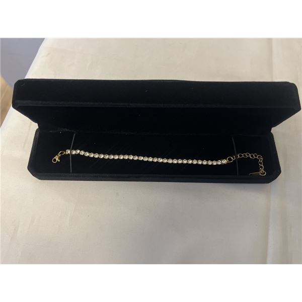 NEW 14K GOLD PLATED 4.0MM PRINCESS CUT SIMULATED DIAMOND (CZ) TENNIS BRACELET, ADJUSTABLE 6.5-8.5"