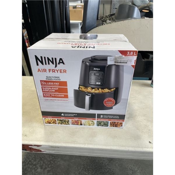 NINJA 4QT AIR FRYER - TESTED WORKING, RETAIL $119