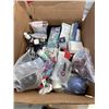 Image 2 : 2 BOXES OF ASSORTED BEAUTY AND TOILETRY PRODUCTS