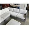 Image 3 : 8 PC GLUCKSTEIN HOME PATIO SECTIONAL AND CLUB CHAIR, NO RIPS OR TEARS, WICKE RIN GOOD SHAPE, CUSHION