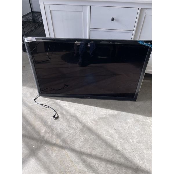 SAMSUNG LED TV, 46 INCH, NO STAND OR REMOTE