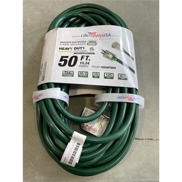 AS NEW 50FT INDOOR OUTDOOR 3 WIRE GROUNDED HEAVY DUTY LIGHTED EXTENSION CORD, GREEN, 10AWG