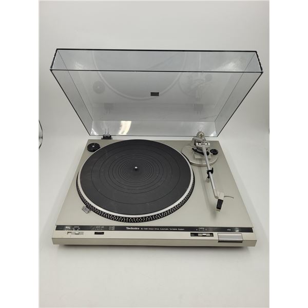 Technics SL-D20 Direct Drive Automatic Turntable System