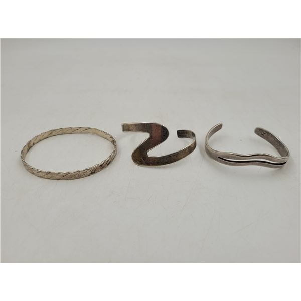 3 925 Sterling Silver Bangles (57.45g)