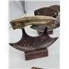 Image 2 : Lot of Alaskan Ulus & 2 Chopping Boards