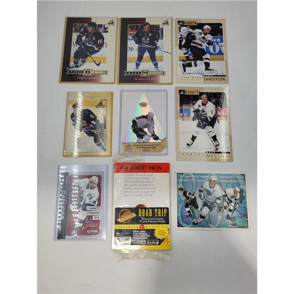 Lot of Oversized Hockey Cards