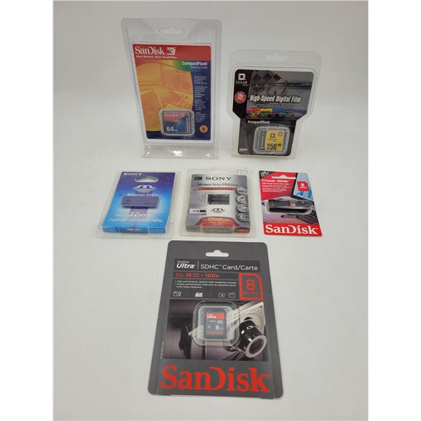 Lot of NOS Memory Cards & Flash Cards