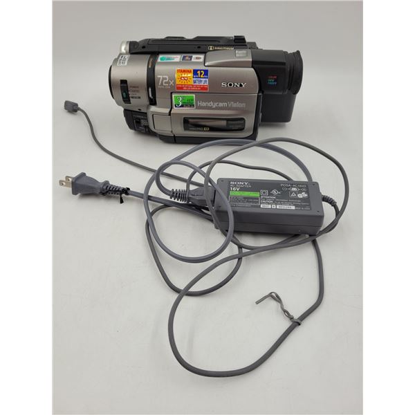 VTG Sony Camcorder & Charger