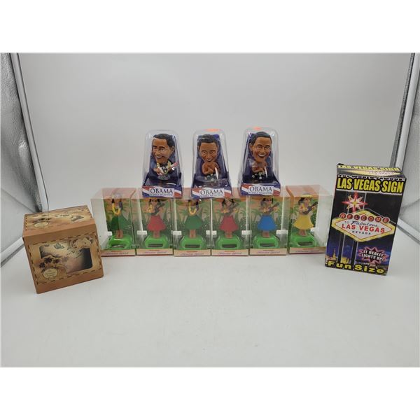 Solar Dash Hula Girls & Obama Bobble Heads