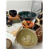 Image 6 : VTG Lot Including Pottery/Serving Tray & Abacus
