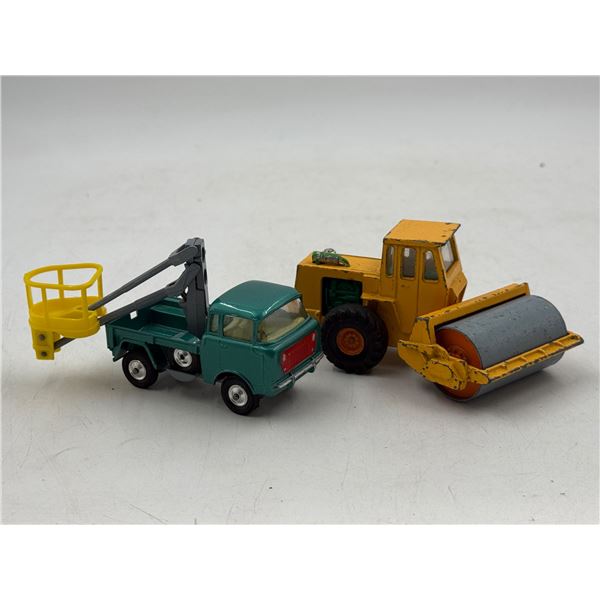 VTG Corgi Truck & Roller