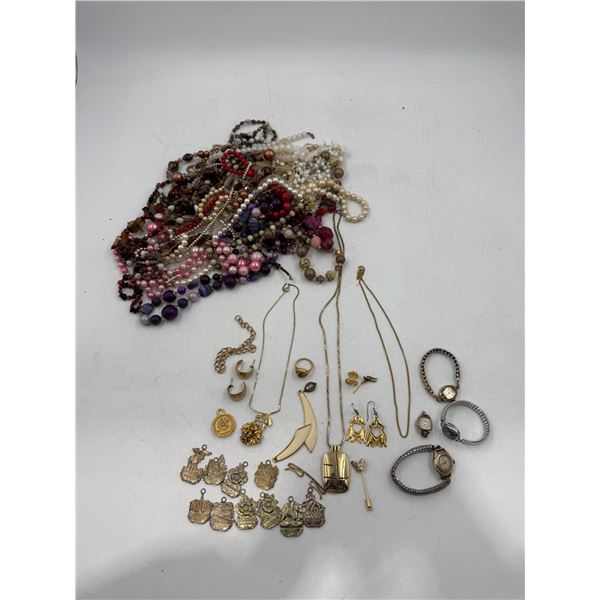 Lot of VTG Jewelry