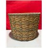 Image 1 : Large VTG Hand Woven Basket