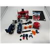 Image 1 : Optimus Prime Lego Set